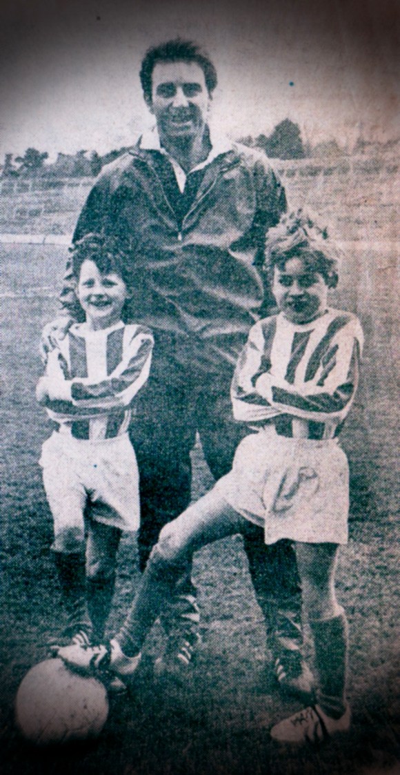 Pat Saward in relaxed mood at the Goldstone with sons Leonard and Sean